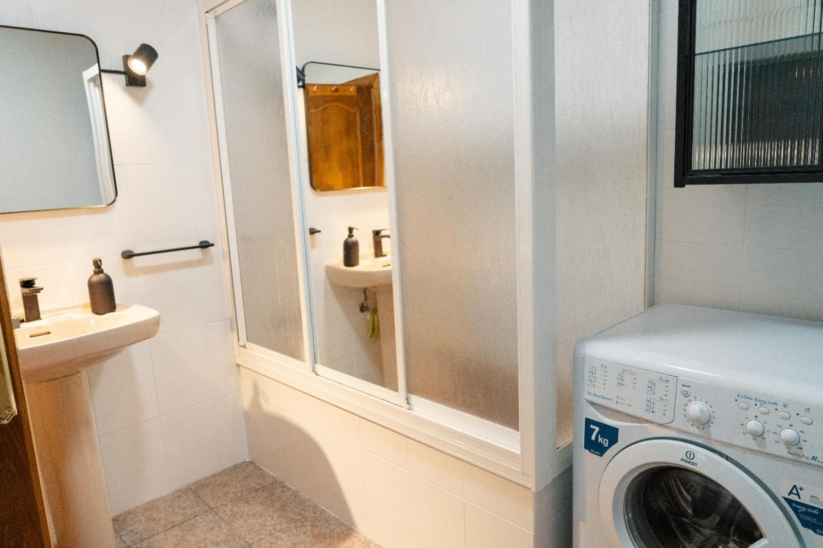 Vila Casa Abuela Toni Oviedo Exteriér fotografie